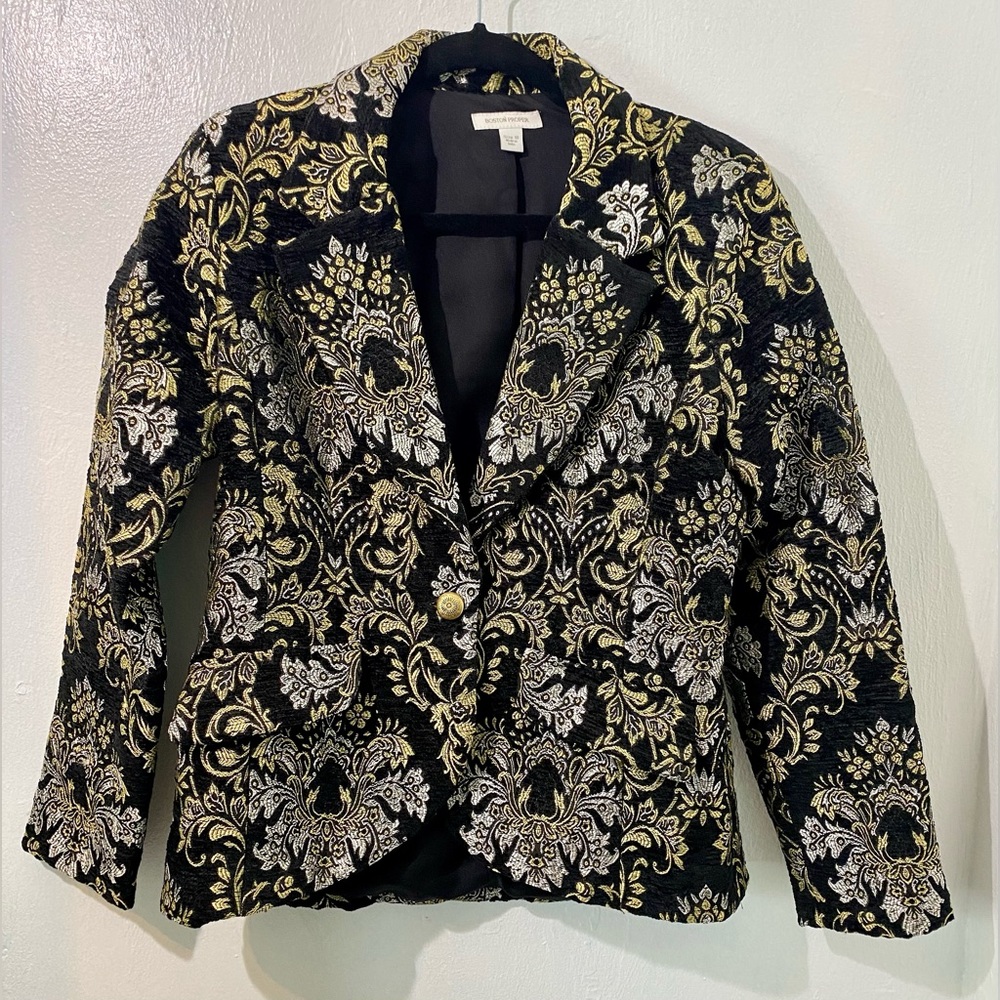 NWOT Boston Proper Metallic tapestry jacket in black, gold and silver.Size 10